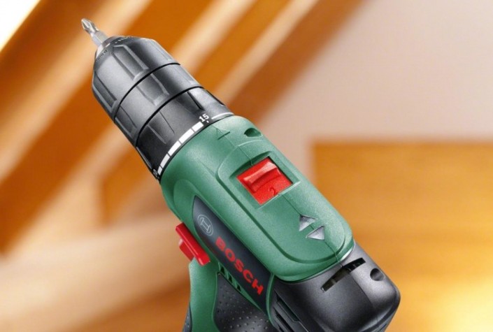 Аккумуляторная дрель-шуруповерт BOSCH EasyDrill 1200 [06039A210B] Кейс, 2х1,5Ач