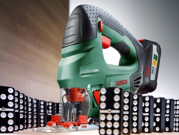 Аккумуляторный лобзик BOSCH PST 18 LI [0603011023] 1х2,5Ач, кейс