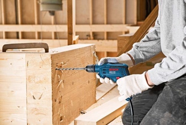 Дрель безударная сетевая BOSCH GBM 10 RE (БЗП) односкоростная [0601473600]