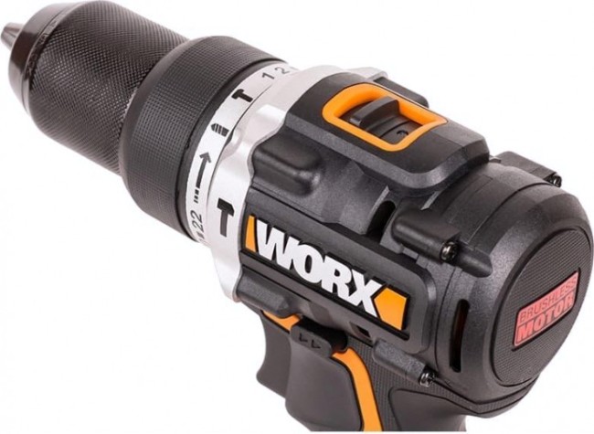 Дрель-шуруповерт аккумуляторная Worx WX352 ударная, бесщеточная