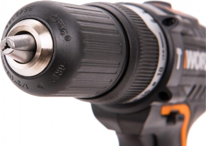 Дрель-шуруповерт аккумуляторная Worx WX367.1 ударная, бесщеточная, набор оснастки 158 пред.