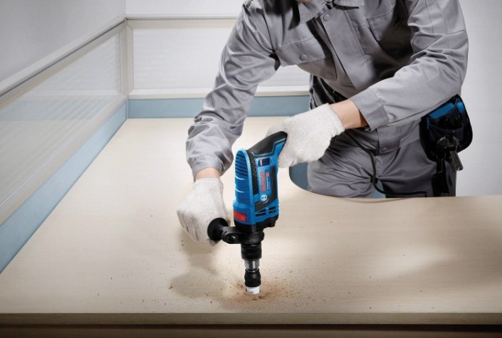 Дрель ударная сетевая BOSCH GSB 1600 RE (БЗП) односкоростная [0601218102] Набор оснастки