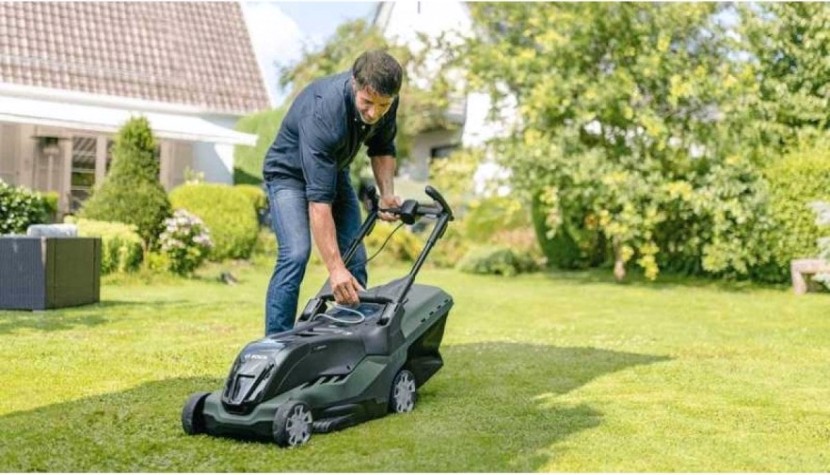 Газонокосилка электрическая BOSCH ADVANCEDROTAK 650 [06008B9200]