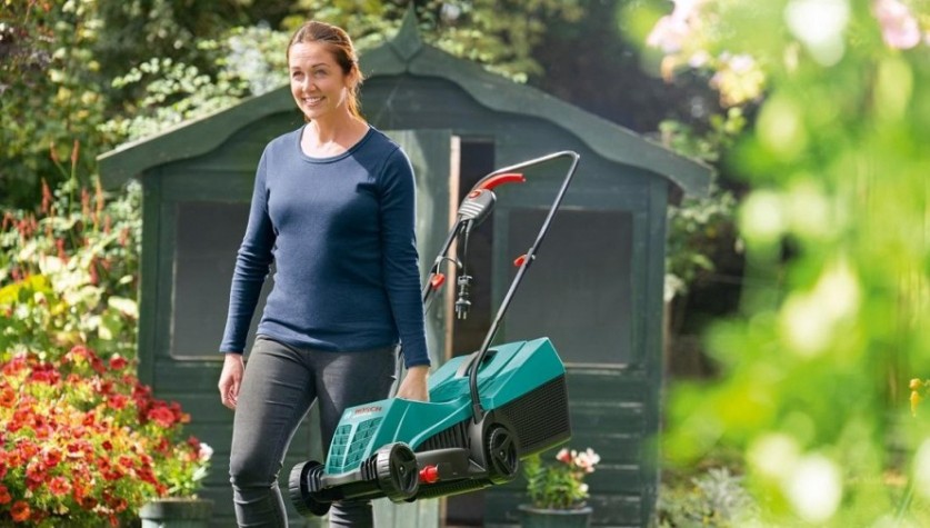 Газонокосилка электрическая BOSCH Rotak 320 ER [06008A600A]