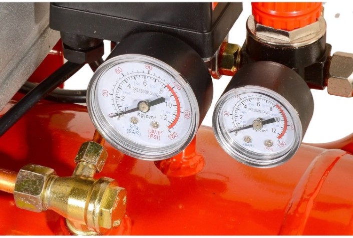 Компрессор поршневой Ресанта КП-24/230М [74/7/1]