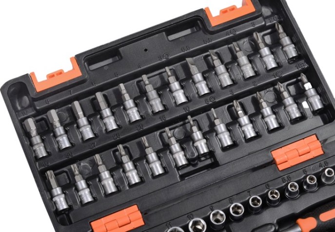 Набор инструментов ВИХРЬ 1/4", CrV, 57 пластиковый кейс 57 предм [73/6/7/2]