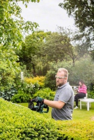 Ножницы-кусторез электрические BOSCH Universal HedgeCut 50 [06008C0500]