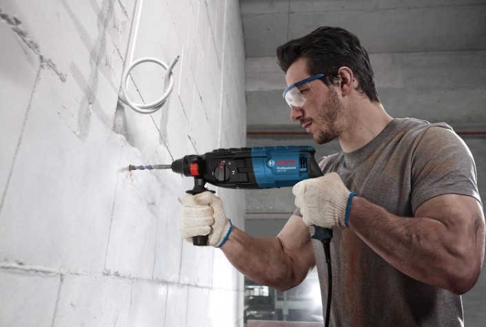 Перфоратор BOSCH GBH 240 [0611272100]