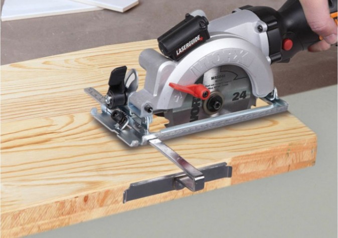 Пила циркулярная сетевая Worx WX427