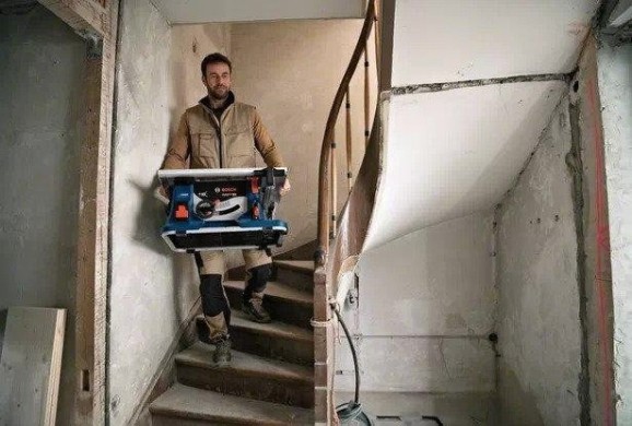 Станок циркулярный аккумуляторный BOSCH GTS 18V-216 [0601B44000]