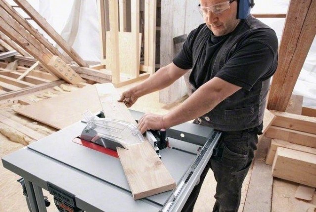 Станок циркулярный BOSCH GTS 10 J [0601B30500]