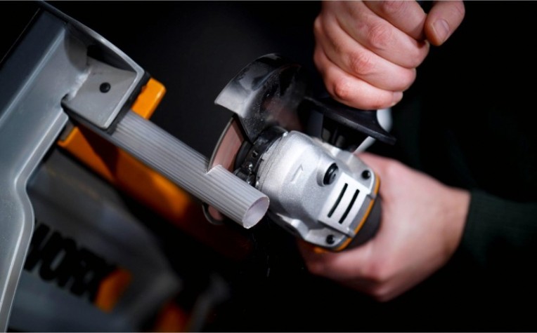 Угловая шлифмашина аккумуляторная Worx WX803 Угловая шлифмашина аккумуляторная Worx WX803